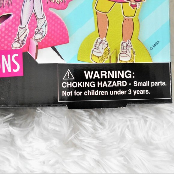 LOL Surprise OMG Dress Up Fashions Paper Dolls Set - Picture 10 of 13